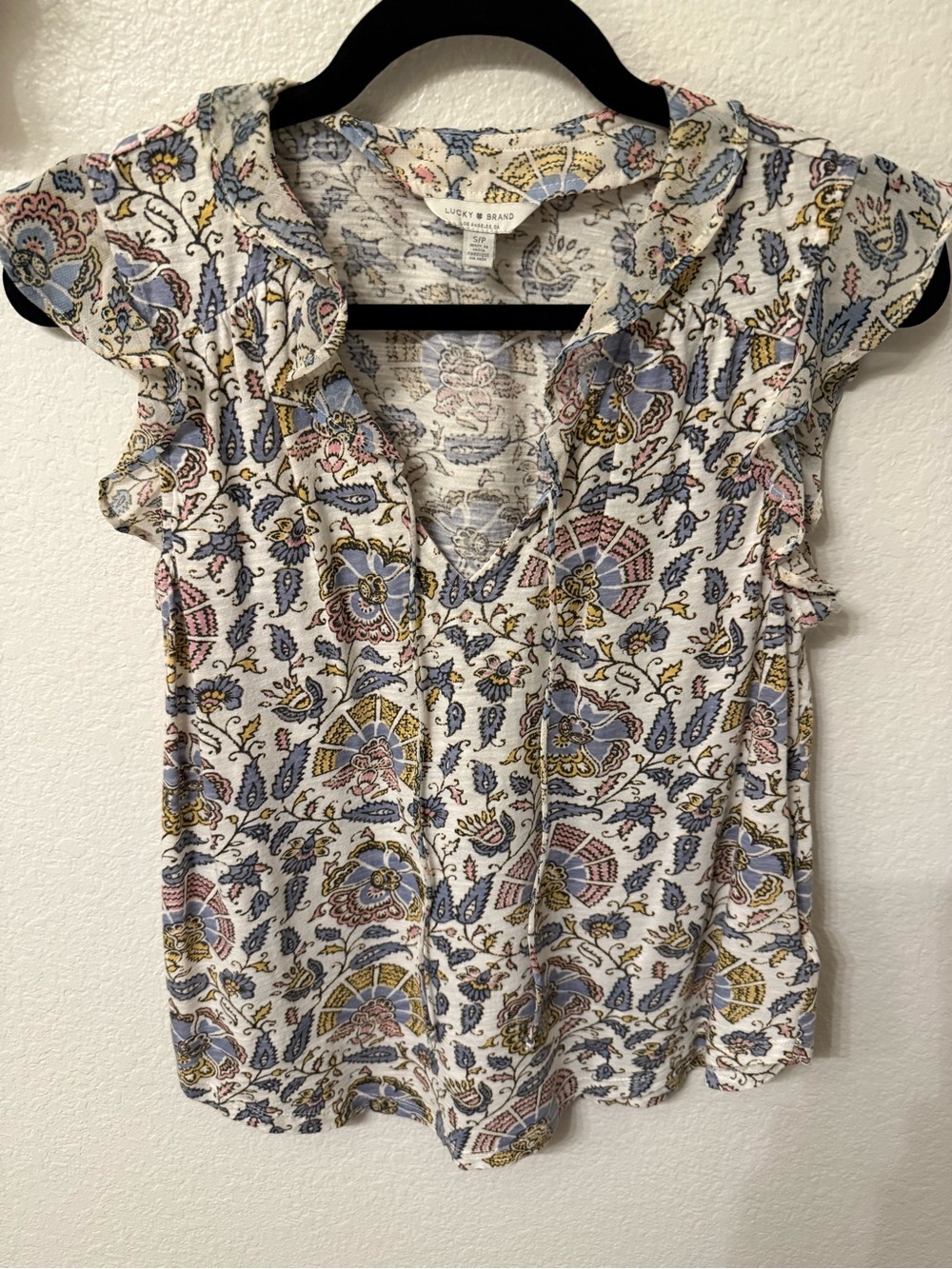 Lucky Brand White Floral Paisley Ruffle Sleeve V-Neck Top